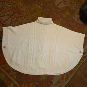 Cozy cable knit cape/poncho with turtleneck. Gap xs/s